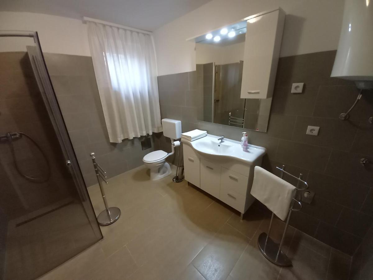 Apartments Lungo Pula Ngoại thất bức ảnh