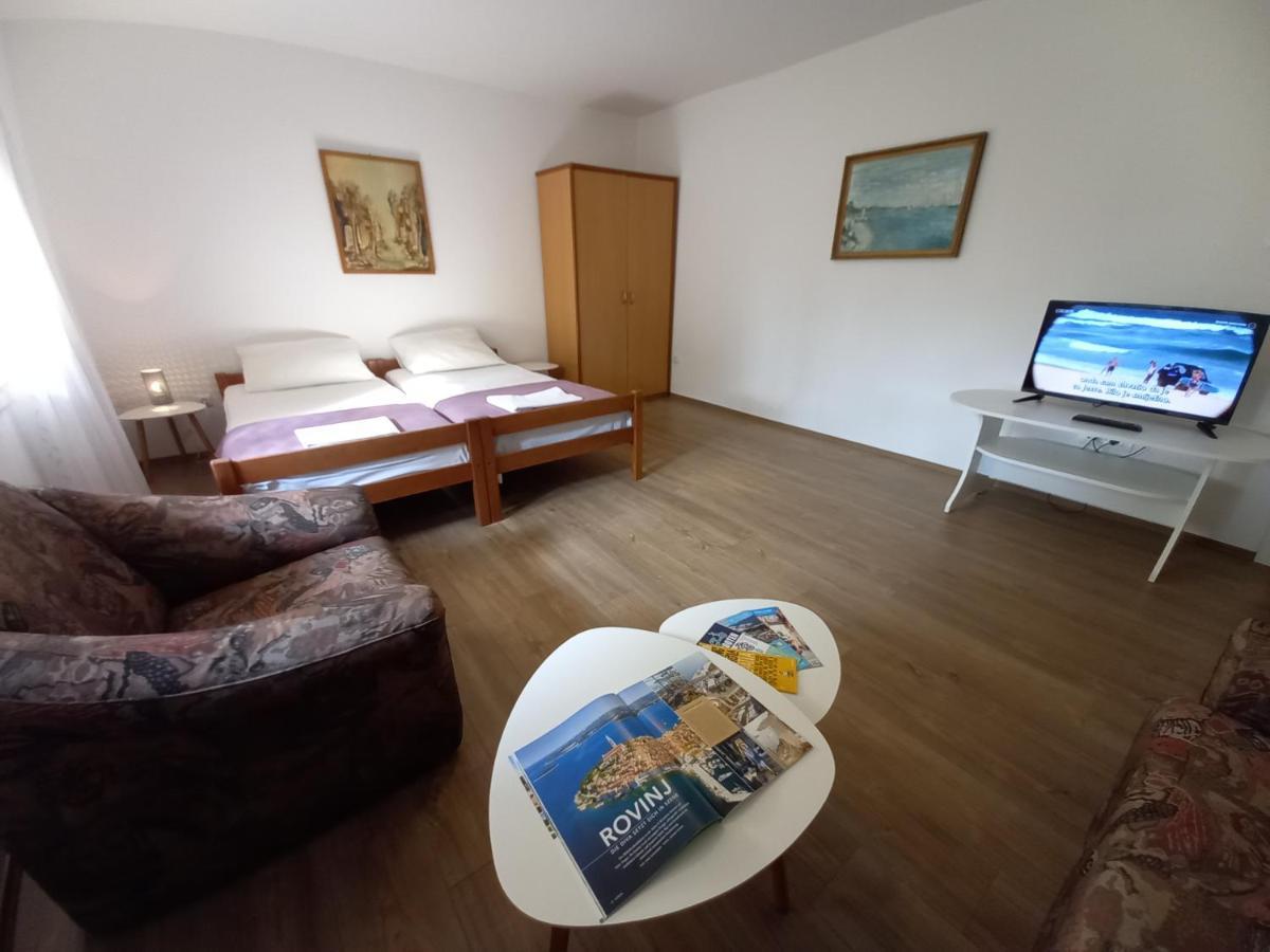 Apartments Lungo Pula Ngoại thất bức ảnh